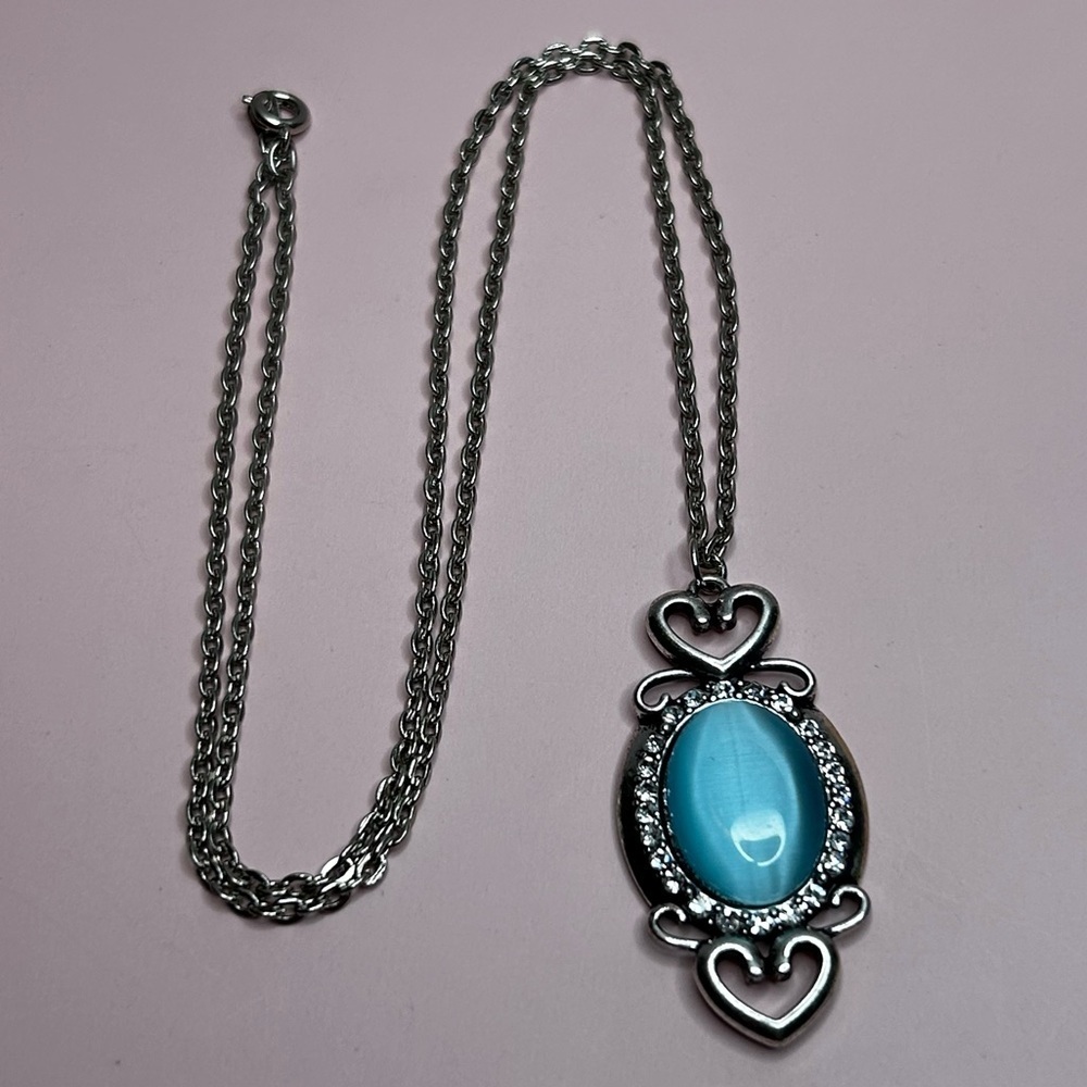 Vintage Silver Tone and Blue Gem Rhinestones Heart Pendant Necklace - Picture 1 of 4